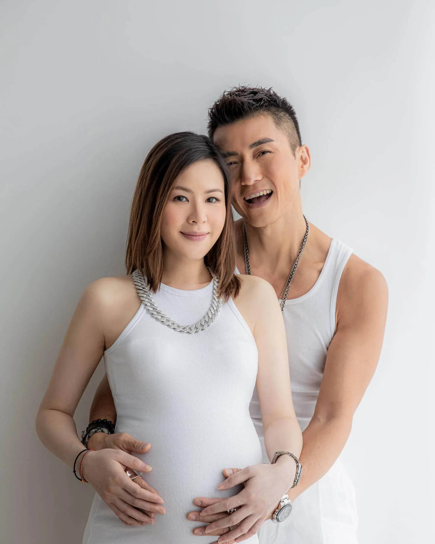 太太懷胎十月的辛勞，他特別拍了一條短片答謝她。