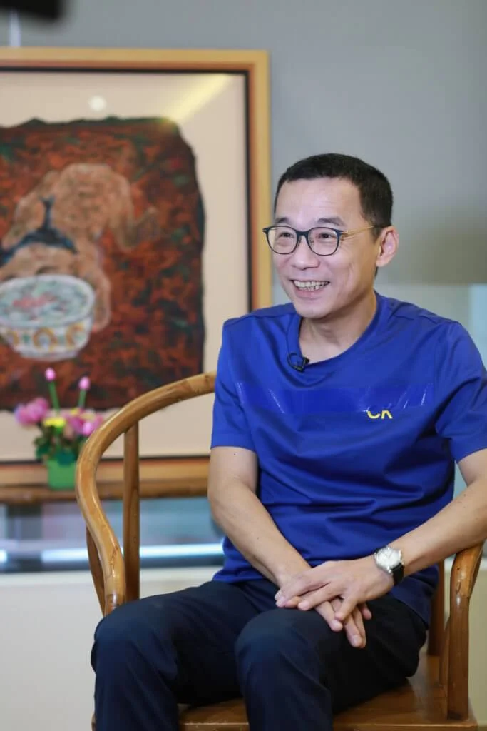 李誠教授是香港精神科專科權威,多年來關注市民精神健康問題。