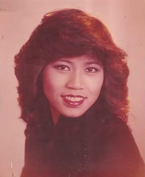 黑妹李麗霞是八、九十年代著名酒廊歌手，去夜店聽歌的聽眾大都認識她。