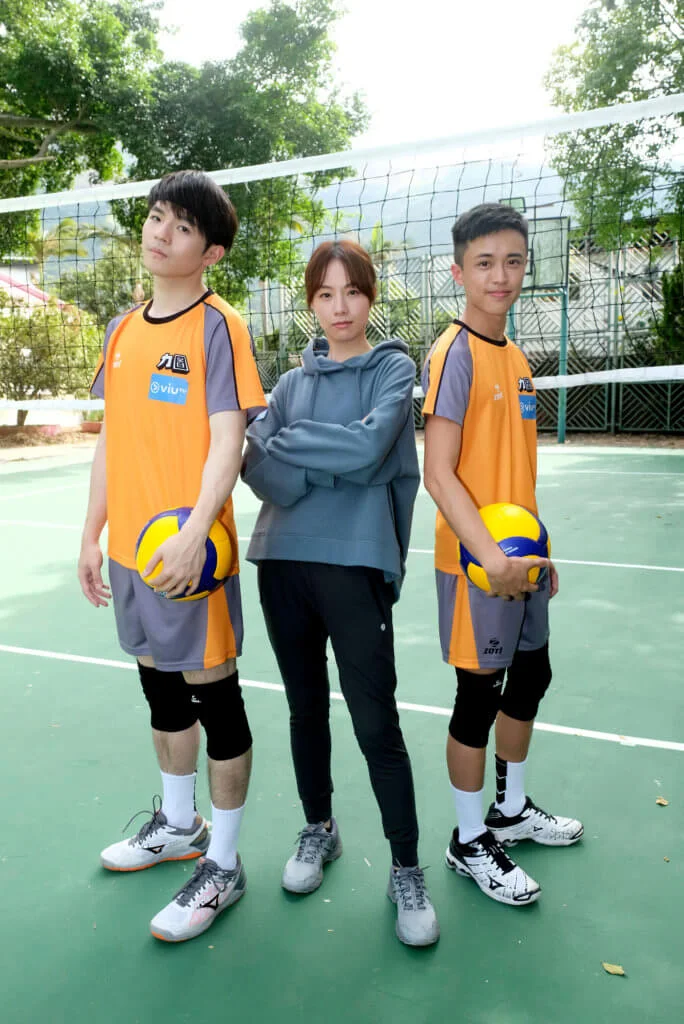 Zeno最近與鄧麗欣拍攝ViuTV新劇,有不少打排球戲份。