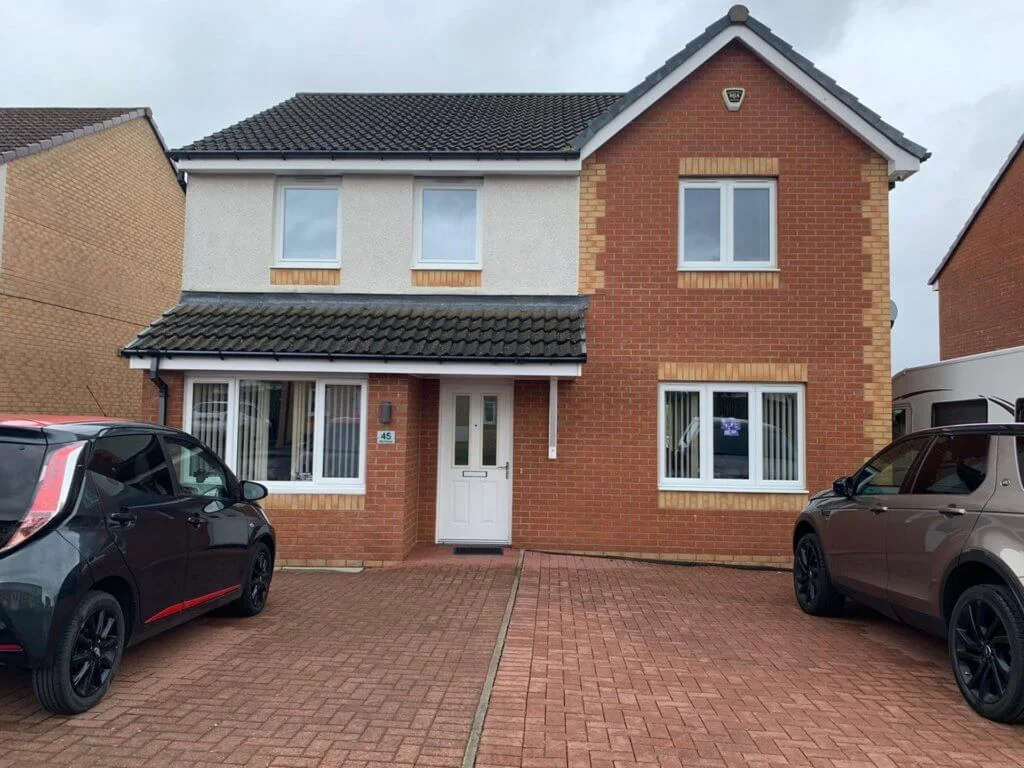 喬寶寶在蘇格蘭以港元二百萬買下這間四千呎大屋連花園