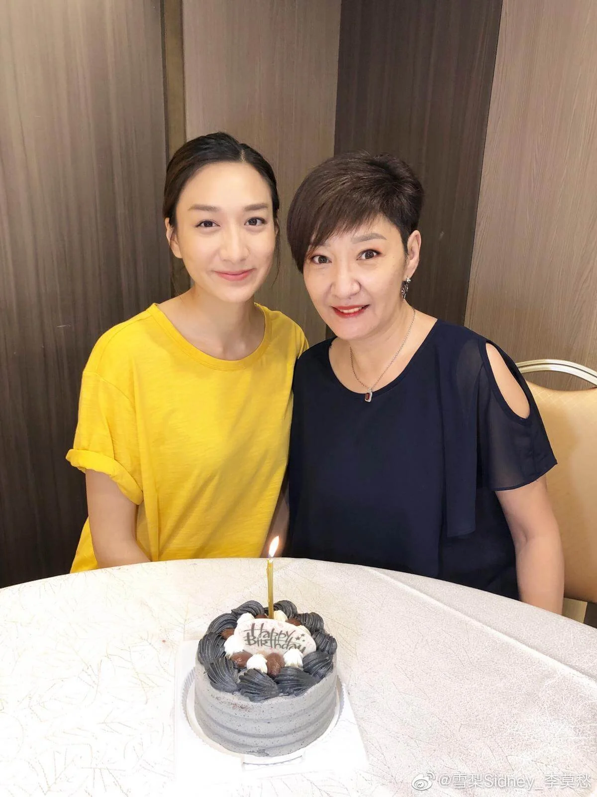 徐頴堃與媽媽雪梨