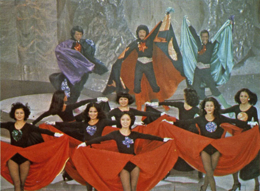 1977年鍾玲玲、羅文、關菊英、Anita Sarawak、林子祥、李察施路華