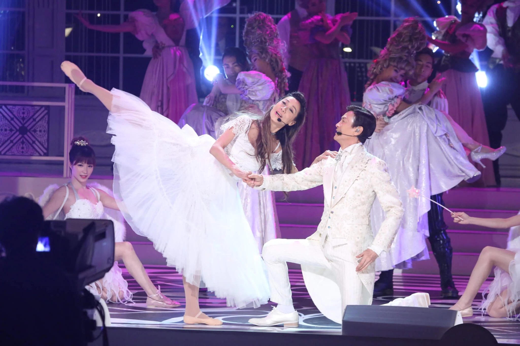 2017年《群星唱談鄭少秋》