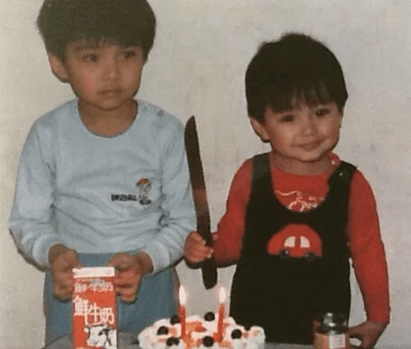 林景程與哥哥自小感情要好