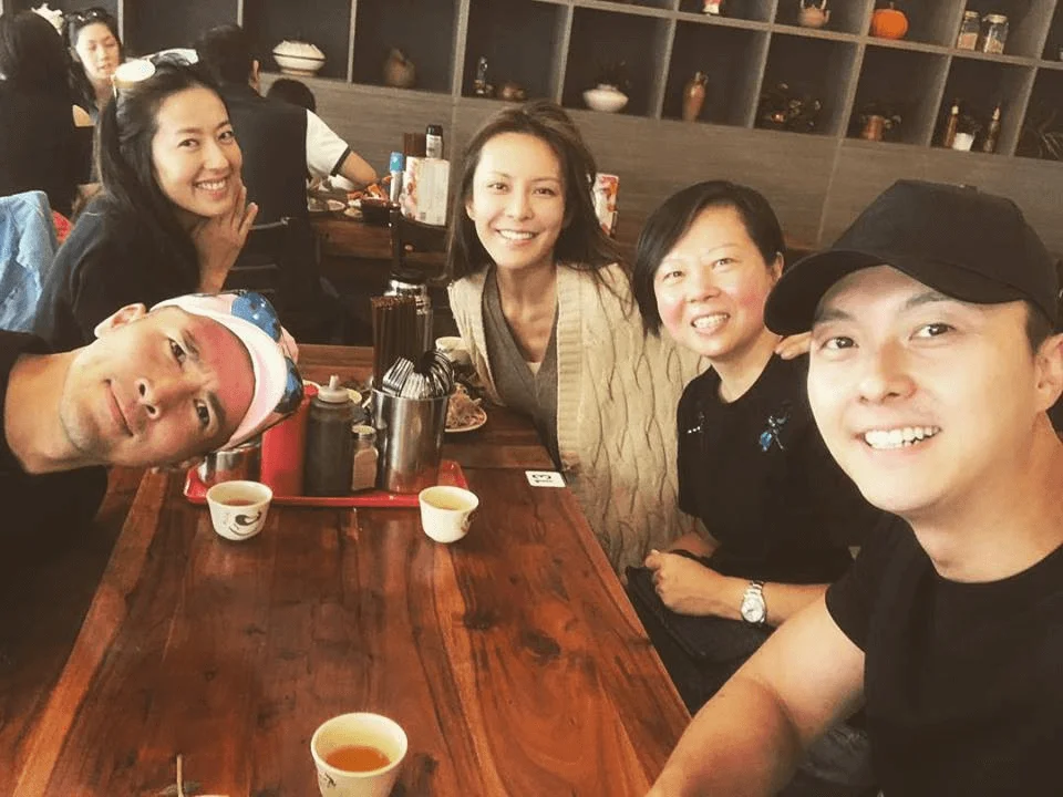 早前與王浩信、唐詩詠及張曦雯拍劇集《解決師》。