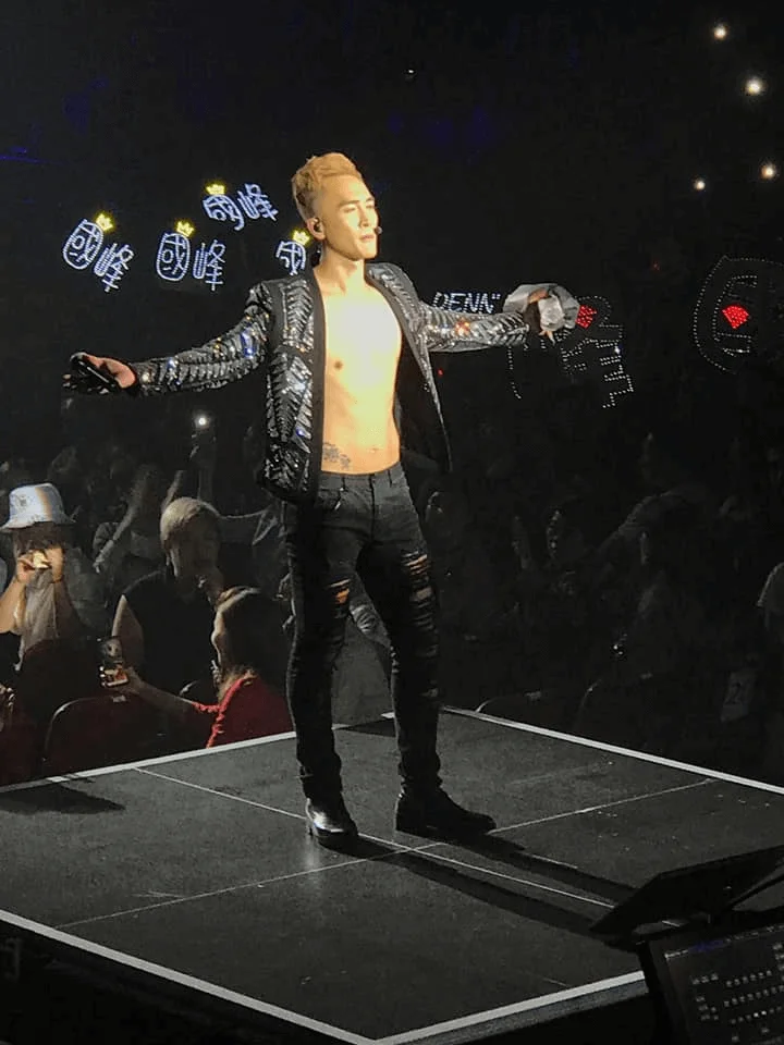 去年完成了人生的使命，舉行了個人演唱會，他已十分滿足。