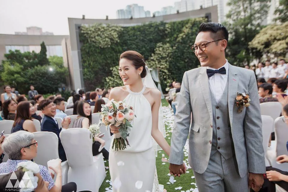 一五年,陸駿光迎娶做文職工作的女友Sherraina。