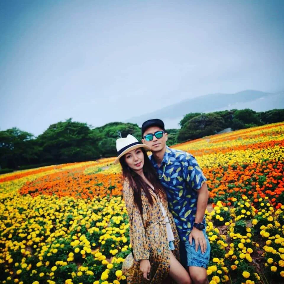 森美早前在IG貼出夫婦合照，網民都驚嘆森美太太漂亮。