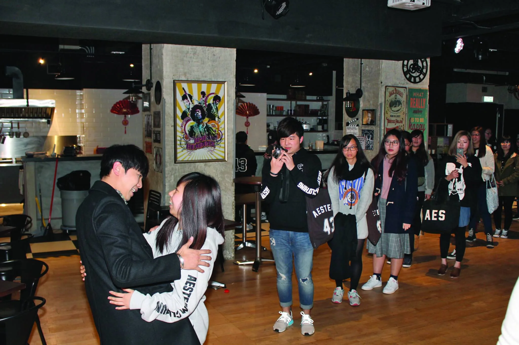 小鬼每次到香港都抽時間和歌迷共聚。