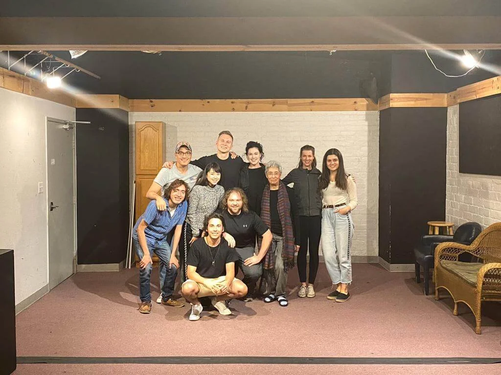 去年底在美國進修戲劇的她,因疫情被逼返港。