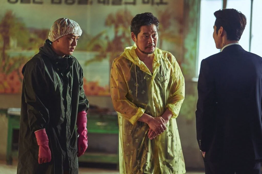 劉亞仁與劉在明合作無間,二人在收工後也常相約喝酒。