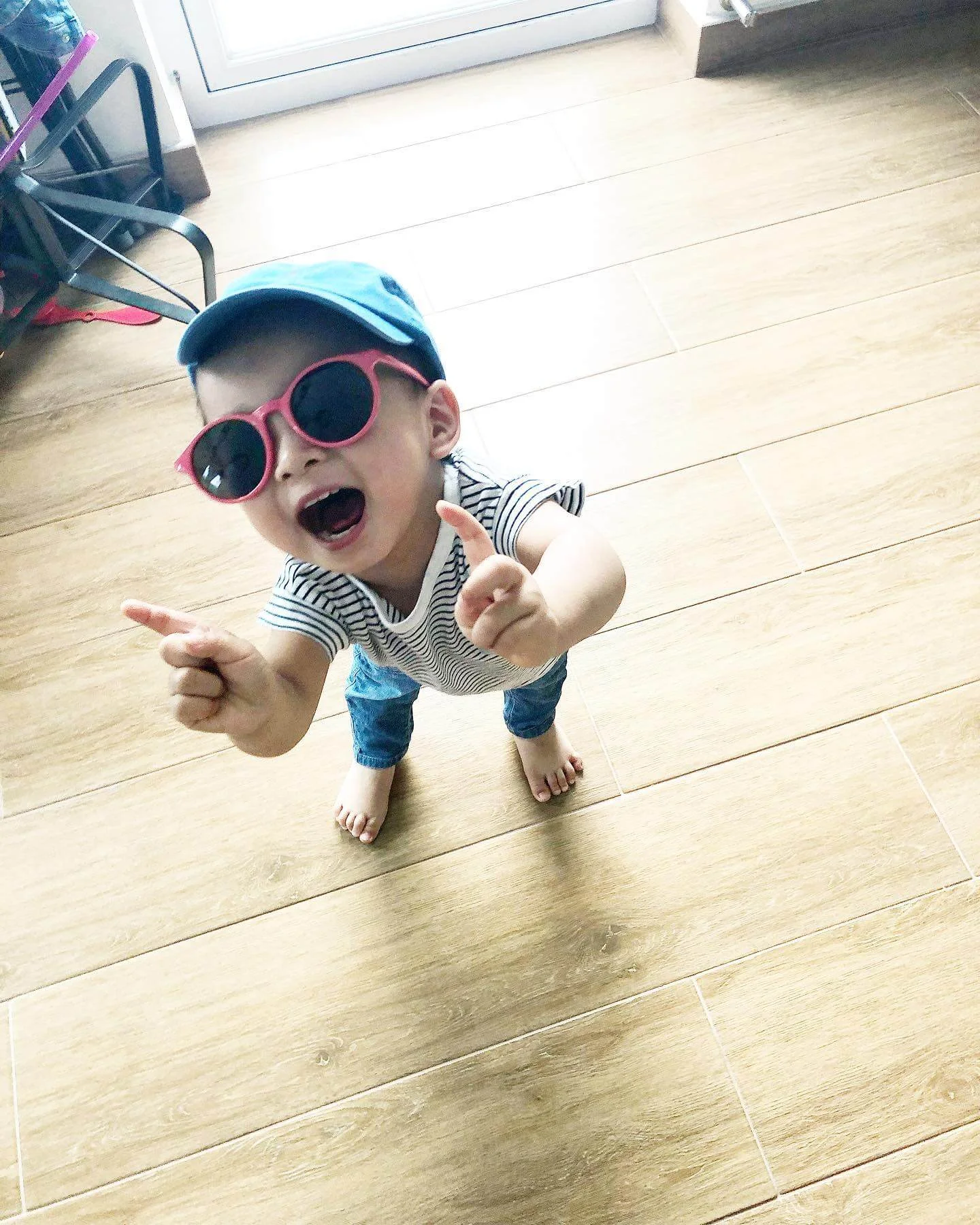 囝囝一舉一動都可愛活潑，令她每日都充滿正能量。