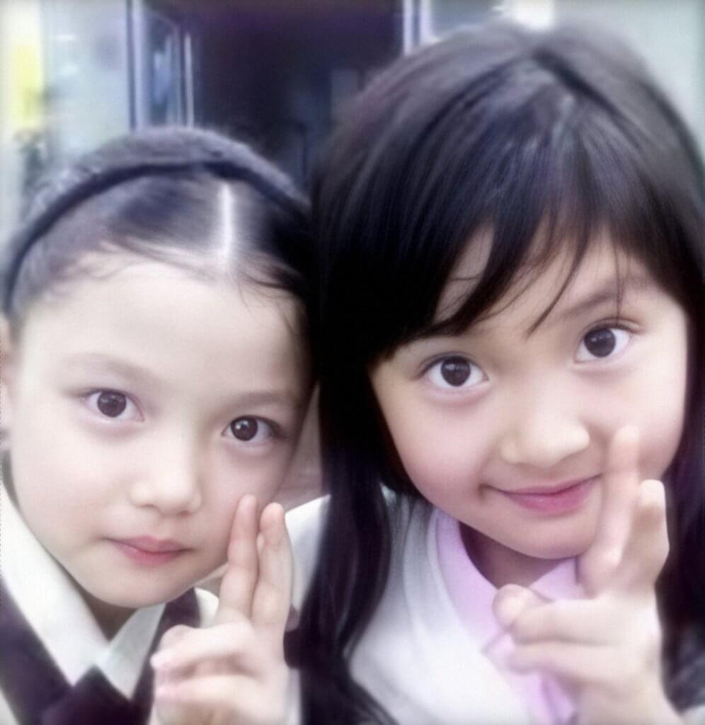 金裕貞(左 )小時候眼仔碌碌，演古裝劇非常拿手。