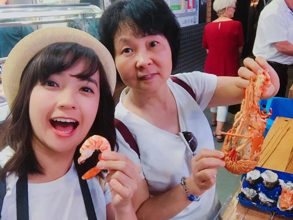 糖妹是家中長女,母親給她頗大自由。