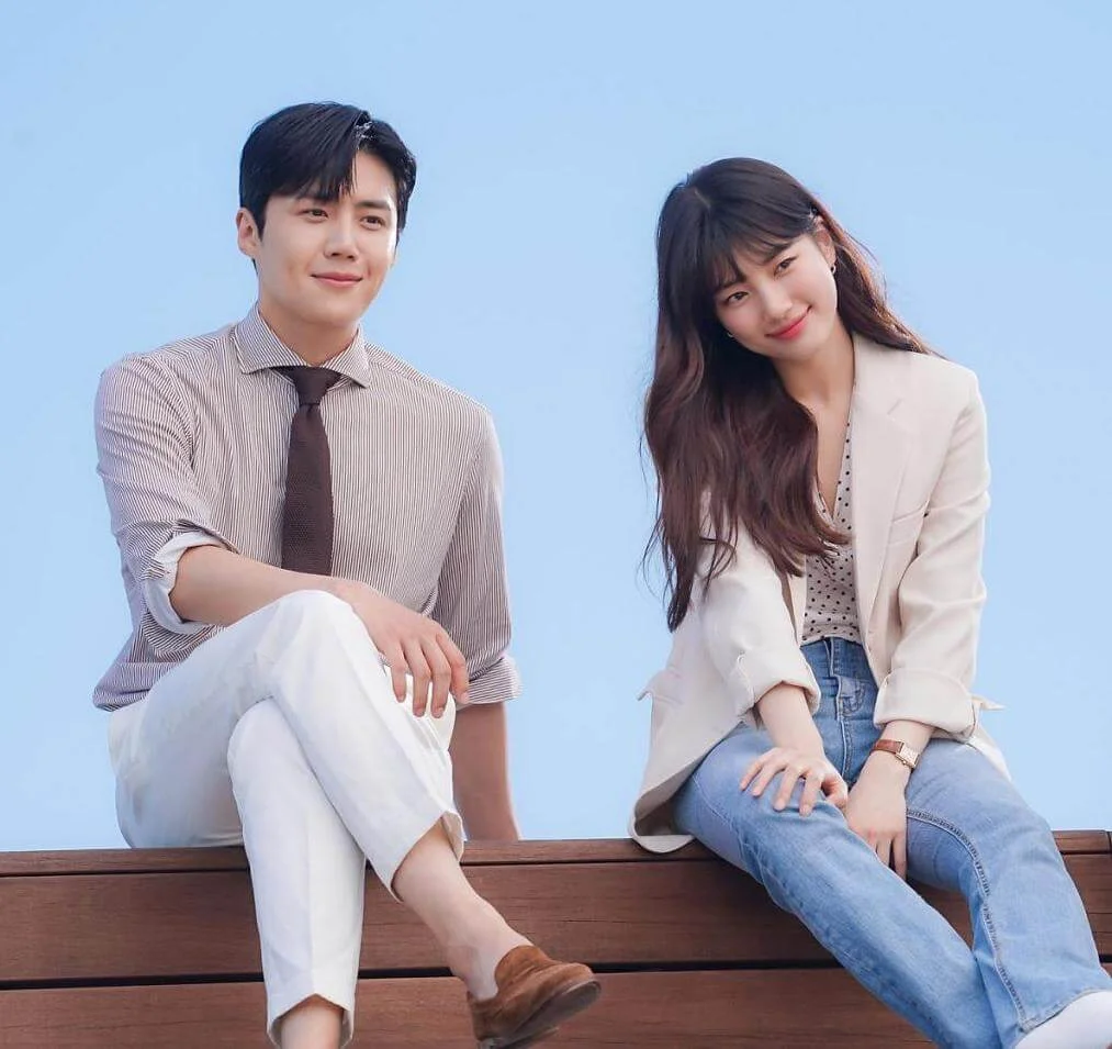 金宣虎在新劇中飾演投資公司組長,出身破碎家庭的他少年時幸得徐達美(秀智飾)的祖母照顧。