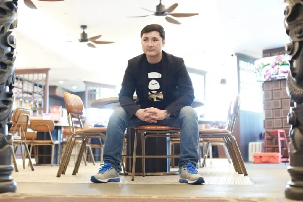 李泳豪會每天相約爸爸吃飯,兩父子洽談餐廳發展方向。