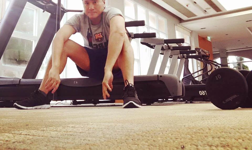 邵仲衡表示在國內生活的幾年,飲食不健康及缺乏運動,令他落樓梯也舉步艱難,他近年積極運動,重拾健康。