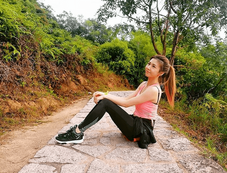 她深知身材上的優勢,故不介意性感示人。