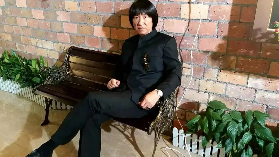 黃煒溏在《賭城群英會》飾演越南幫頭目大聖哥,其造型影射黑幫「上海仔」。