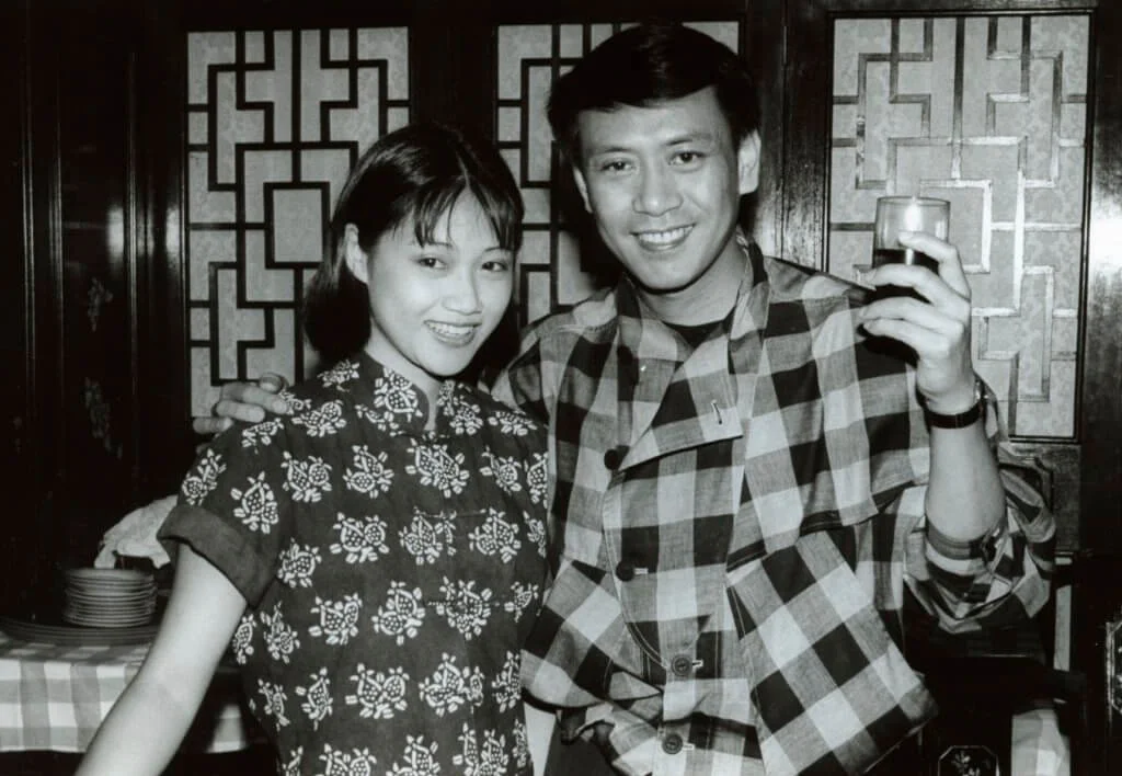 陳安瑩在羅文的舞台劇《柳毅傳書》演出，扮演書僮。