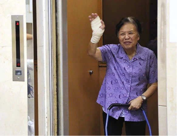 mpw2580_a054-055_004_crop