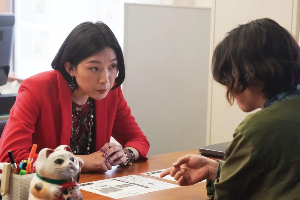 龜梨和也為電視台拍攝靈異影像節目,不顧一切向地產公司發掘凶宅。