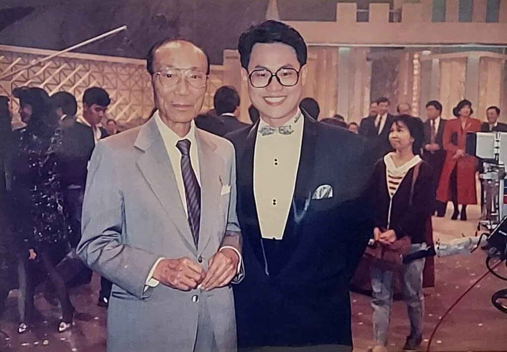 無綫台慶的焦點是六叔邵逸夫,原來鄧英敏的生日與台慶相差只有一日。