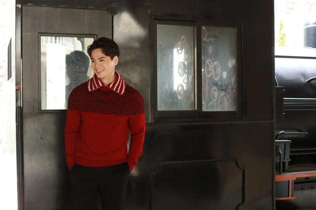 羅仲謙和太太楊怡最近改名羅子溢和楊茜堯,希望增強家庭力量。