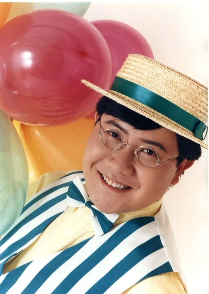 入行初期屬於「小肥」，圓圓的外形適合做喜劇角色。