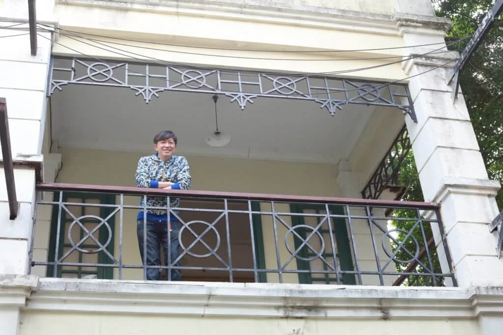 江榮暉外號「光明頂」,原來與當年鍾保羅叫錯他的名字有關。