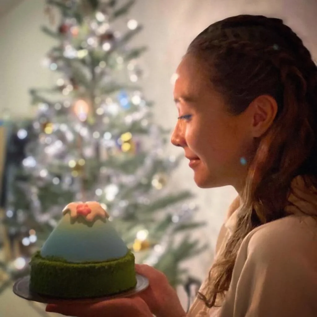 李佳芯早前度過三十八歲生日，她在社交網站提到今年是特別的一年，經歷的不少，未知的更多。 