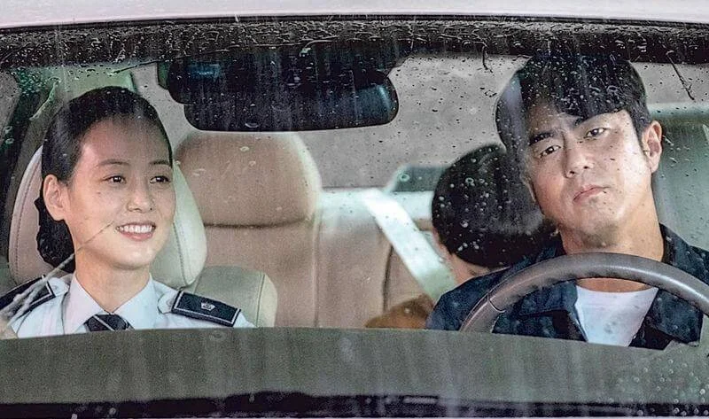 全錫浩及孫汝恩特別客串做趙炳圭的父母,第一集遇上交通意外死去。