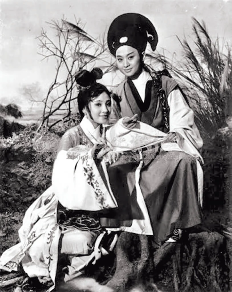 國聯版《七仙女》的董永由容蓉反串。容蓉原名錢容蓉,演出《七仙女》前作品有與李麗華合作《孟麗君》,之後在《聊齋誌異三集之陸判》中一人分飾賢妻與名妓兩角。她還是唱得之人。《金玉良緣紅樓夢》林青霞的賈寶玉便是由她幕後代唱。