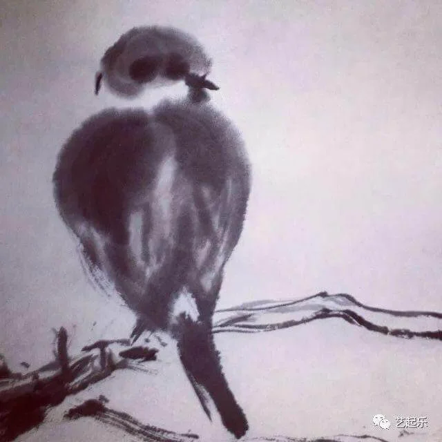 李佳芯的畫作以山水及花鳥為主，非常生動。