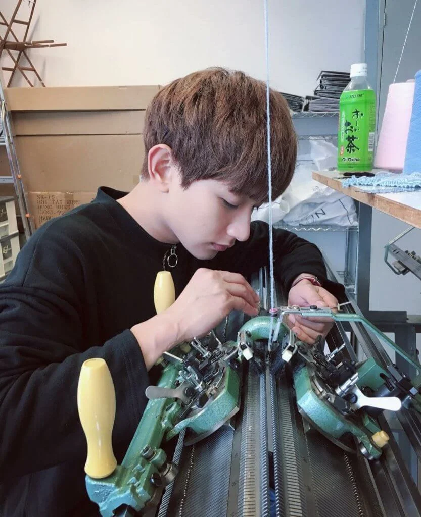 王智騫邊拍廣告邊讀書，終於完成時裝設計系的高級文憑課程。 