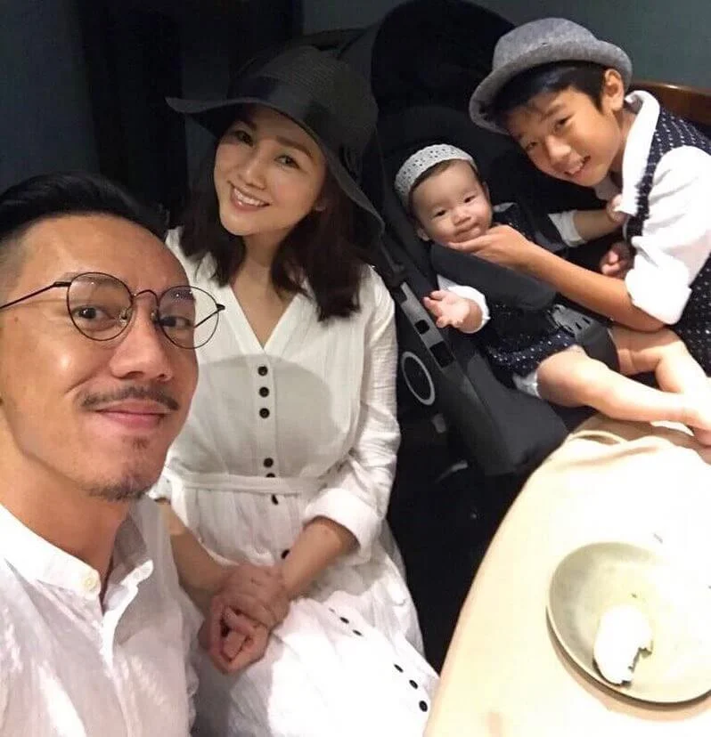 疫情之下張繼聰少了工作，但多了陪伴家人的時間。