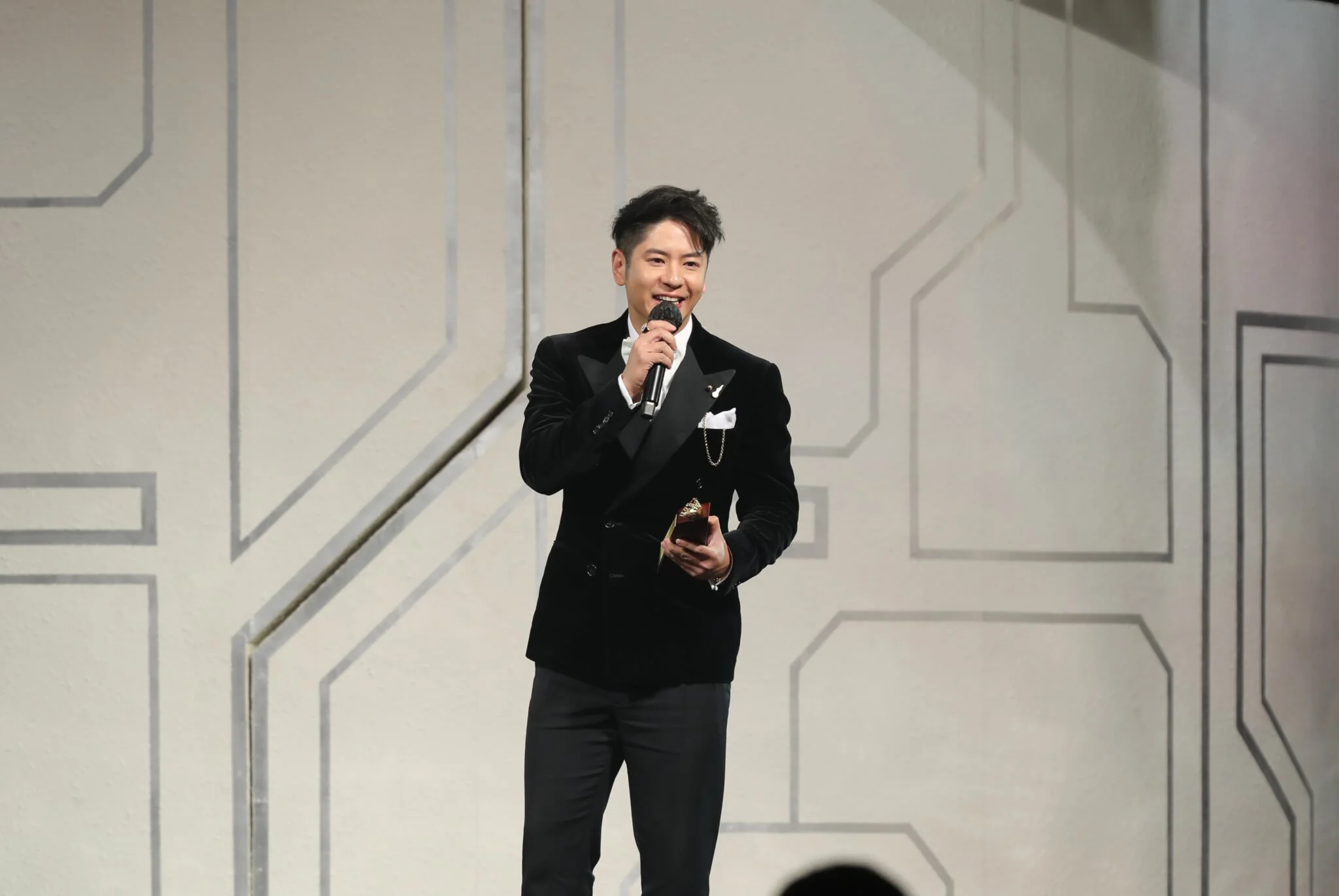叱咤樂壇男歌手金獎：許廷鏗