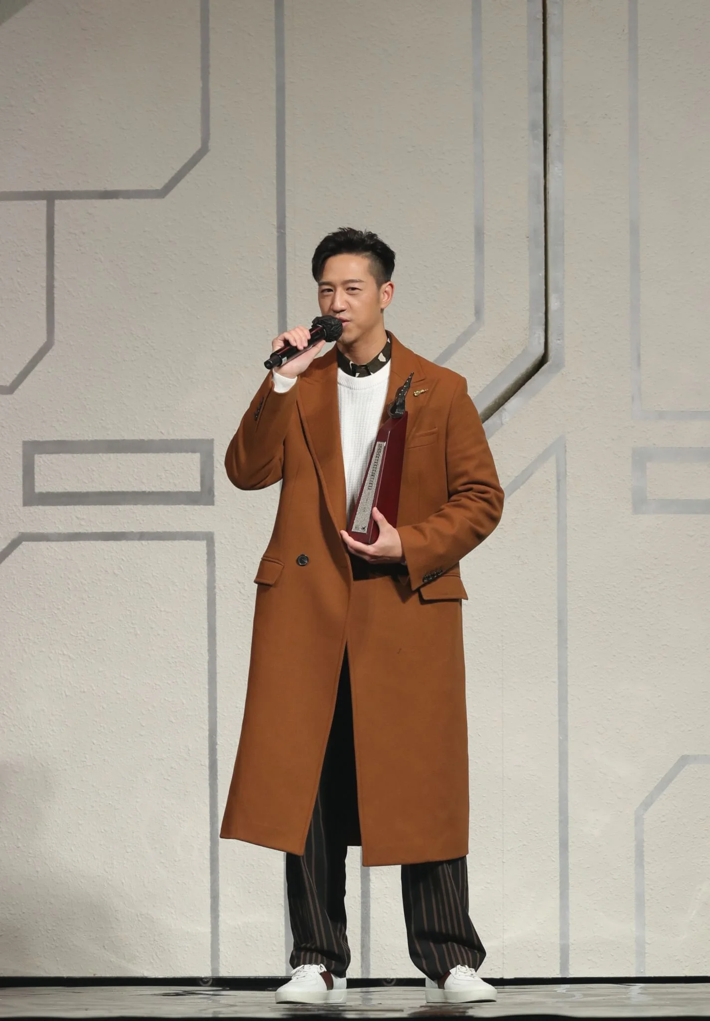 叱咤樂壇唱作人銀獎：馮允謙