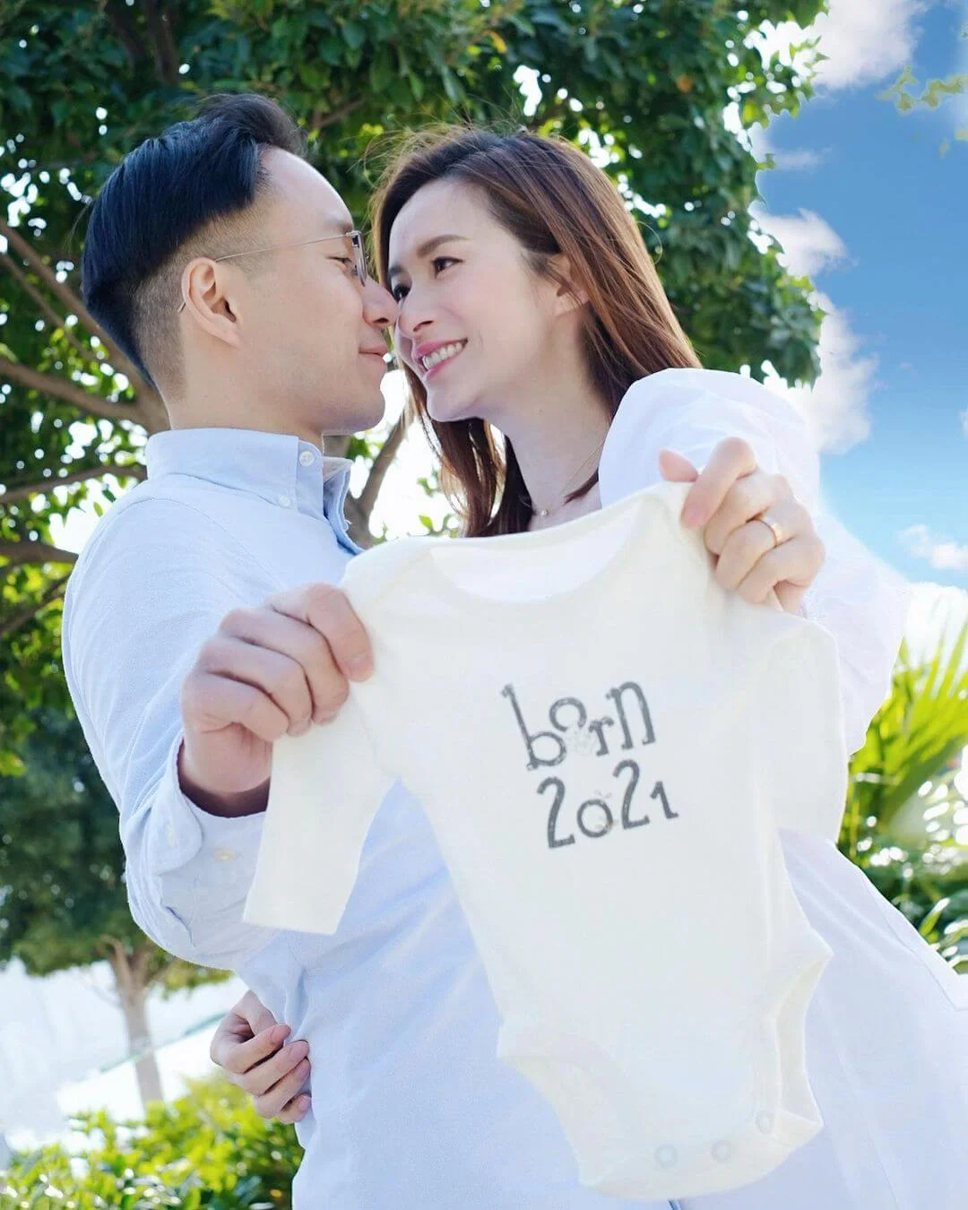 沈卓盈於元旦日分享懷孕喜訊