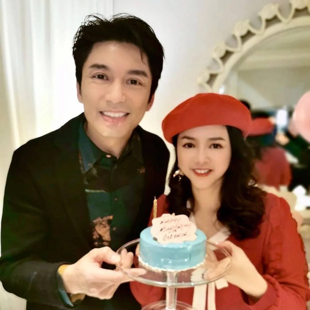 有人將薛世恒認錯為袁偉豪，引得葉蘊儀哈哈笑。