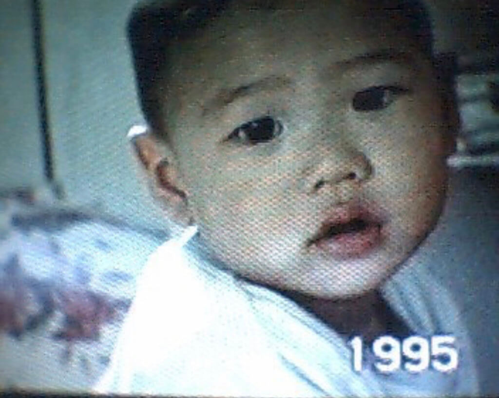 羅仁宇在IG上載一歲時的照片，網民大讚可愛。