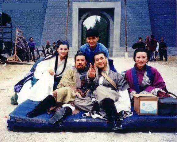 白彪在1995年第三次飾演郭靖，與古天樂、李若彤合作《神鵰俠侶》，更看好古天樂會紅。