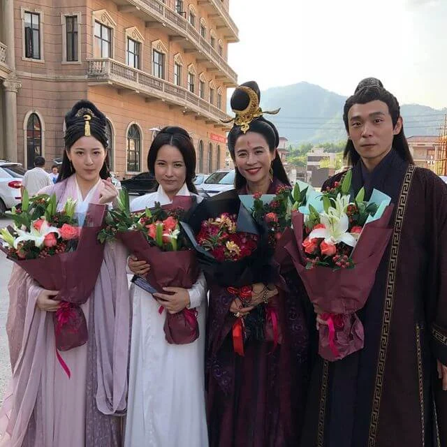 早兩年曾到內地拍劇,宣萱說現在到內地拍劇,因為疫情很難估計什麼時間回來,她要照顧家中貓狗,所以暫時不能再上內地。