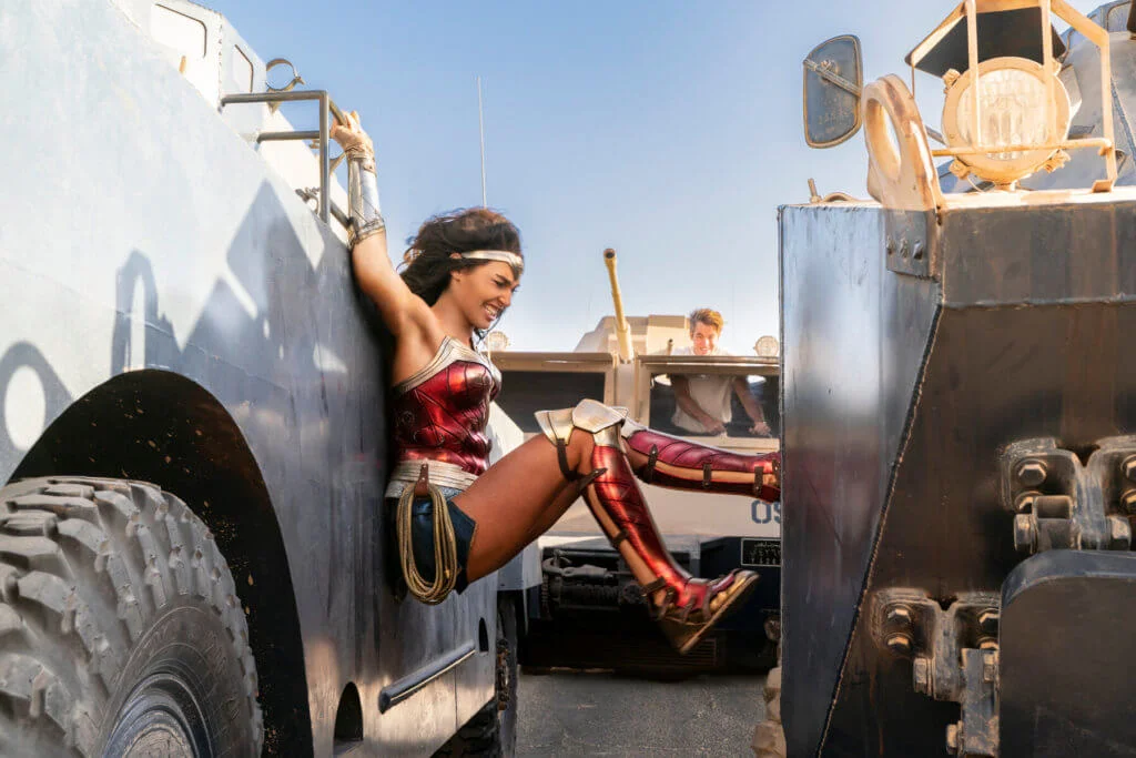 姬嘉鐸在《神奇女俠1984》不少高難度動作場面親身上陣，坦言到現在還沒完全恢復。