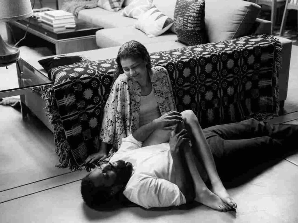 全片於去年六至七月疫情期間，僅花十七天在一間豪宅內完成拍攝。