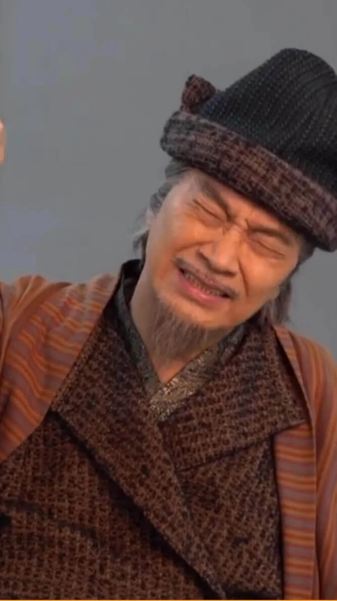 達哥拍攝《少林寺之得寶傳奇》海報時突感心臟不適