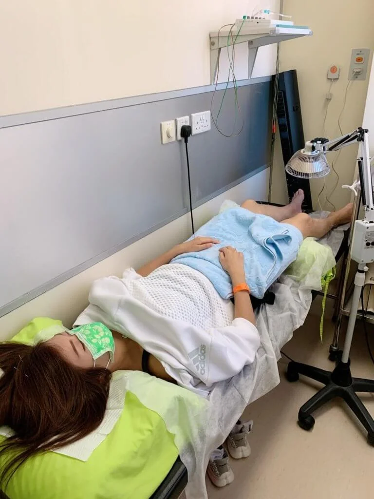 邱芷微進行藥物治療的同時,也透過中醫治療醫調身體。