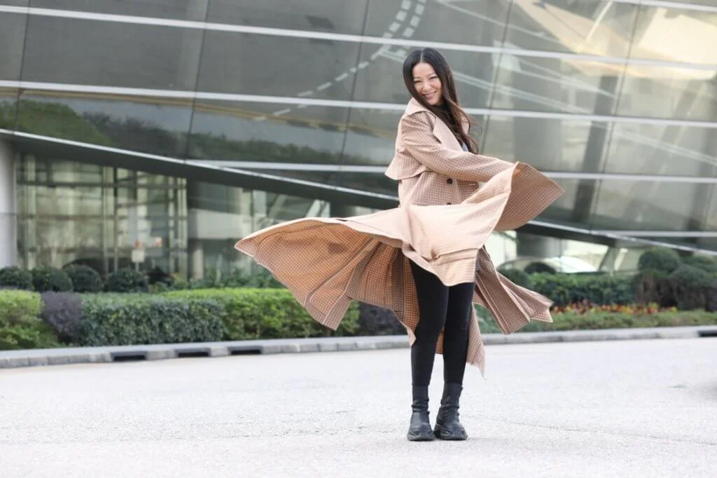 滕麗名發覺原來平時自己的表情真的很得人驚,有時給人經常黑面的錯覺。