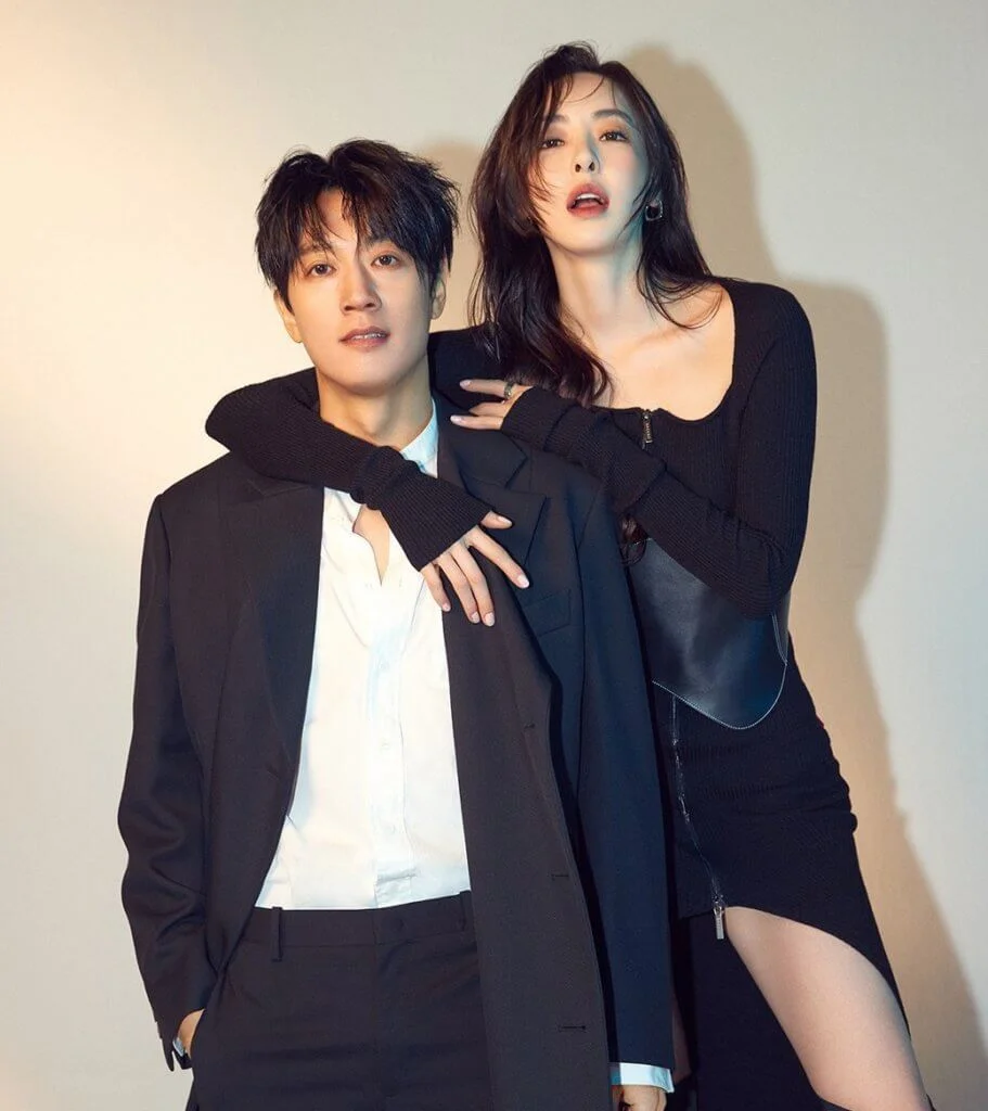 李多熙與金來沅相當合襯，被網民稱為「長腿CP」。 